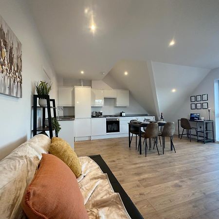 Stylish & Spacious Apartment رويال تونبريدج ويل المظهر الخارجي الصورة